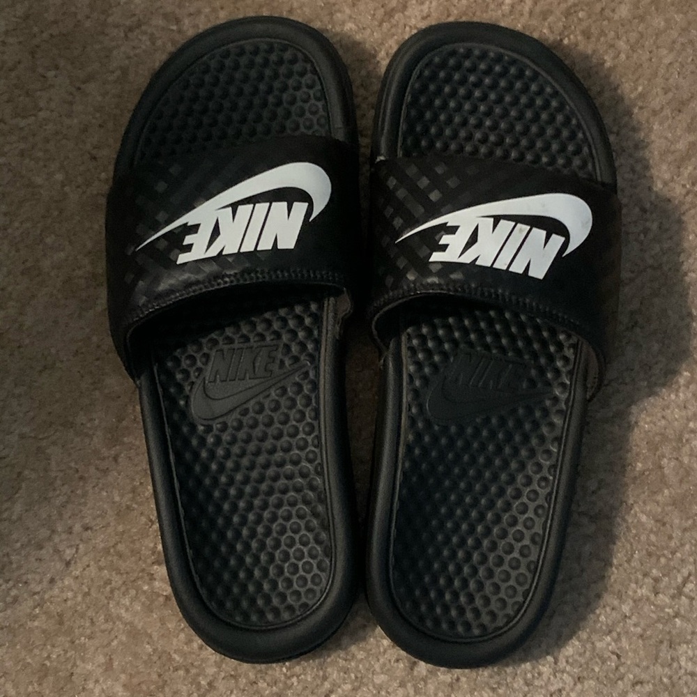 Nike slides
